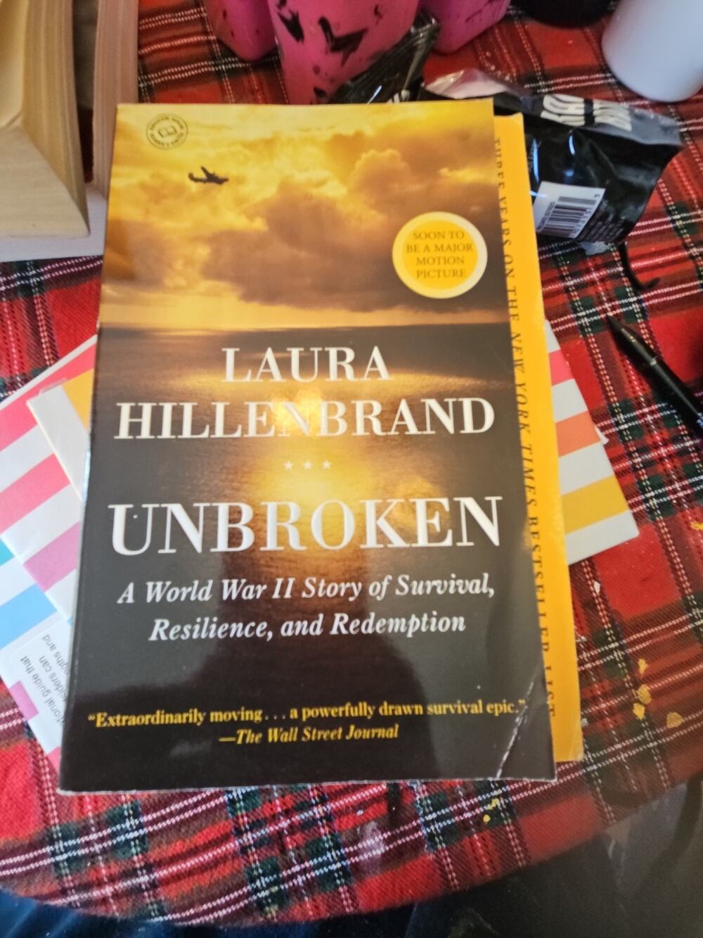 Unbroken : A World War II Story of Survival, Resilience, and Redemption by Laura